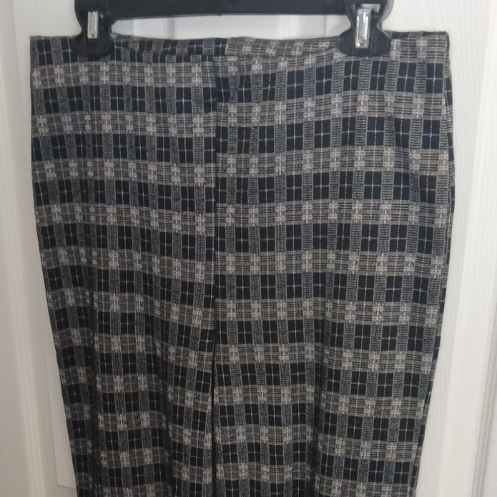 flair leg plaid pants